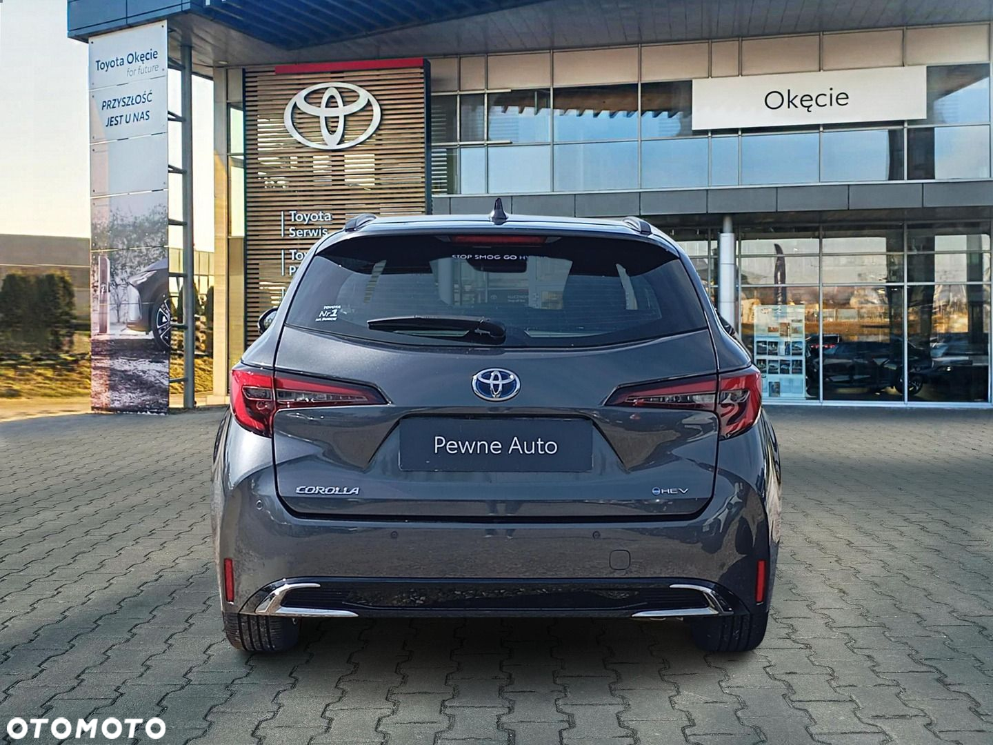Toyota Corolla 2.0 Hybrid Comfort - 4