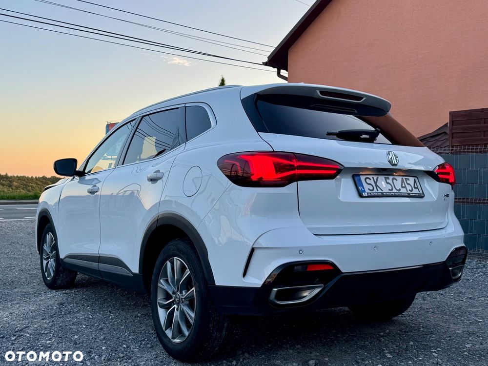 MG HS 1.5 T-GDI Exclusive DCT - 3