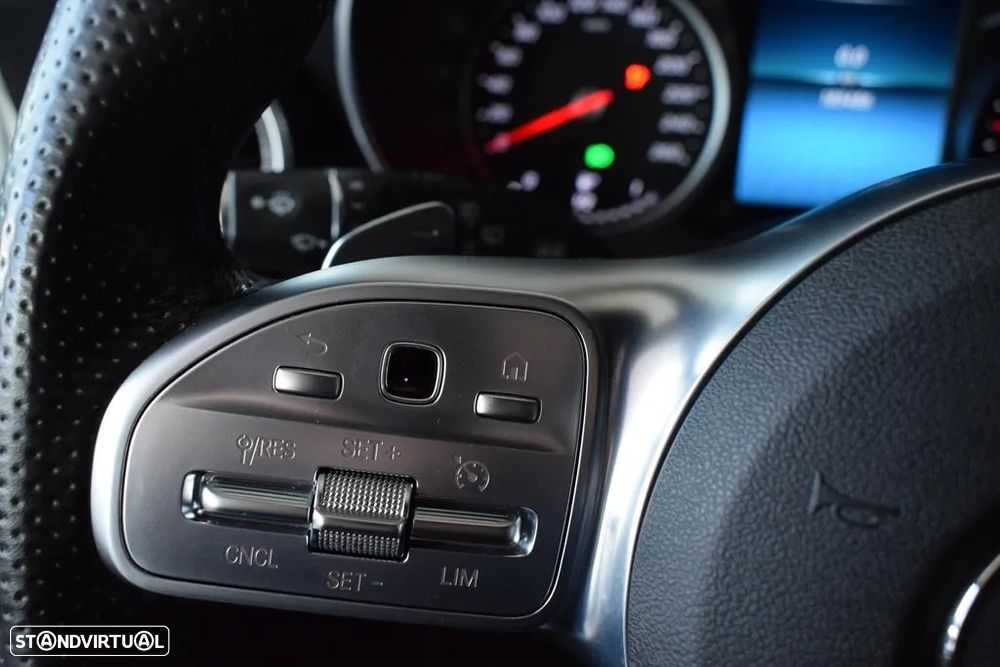 Mercedes-Benz C 300 d AMG Line - 15