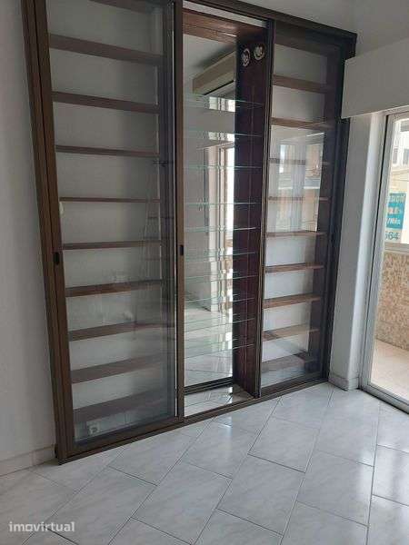Arrendo bonito T1 em Cacilhas, Almada - Grande imagem: 5/9