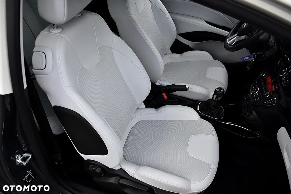 Opel Adam 1.4 EcoFLEX Start/Stop White Link - 32