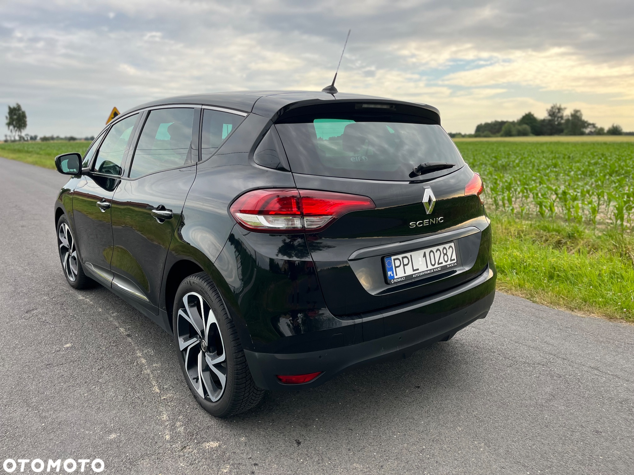 Renault Scenic BLUE dCi 120 EDC LIMITED - 6