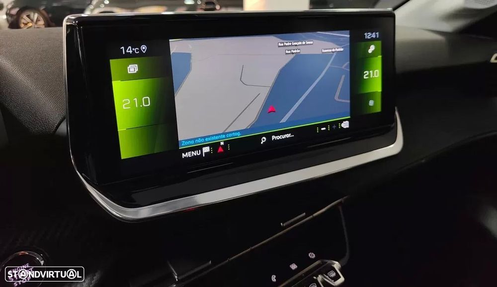 Peugeot 208 1.2 PureTech Allure EAT8 - 51