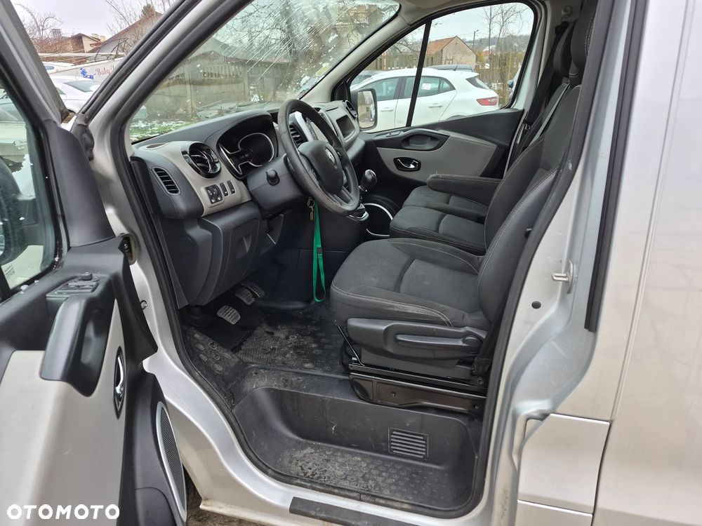 Renault Trafic - 10