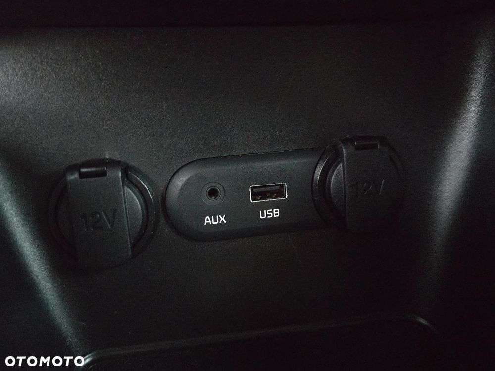 Kia Ceed 1.6 GDI Vision - 33