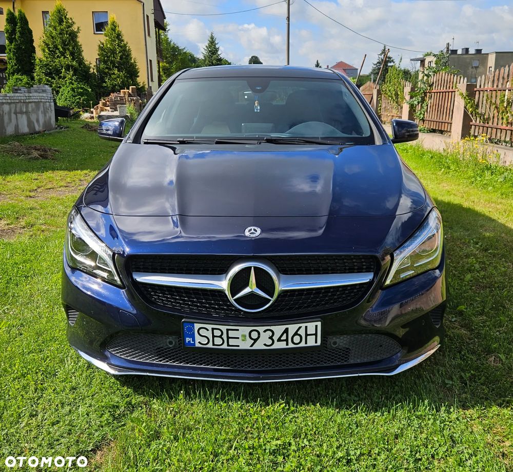 Mercedes-Benz CLA 250 7G-DCT AMG Line - 2
