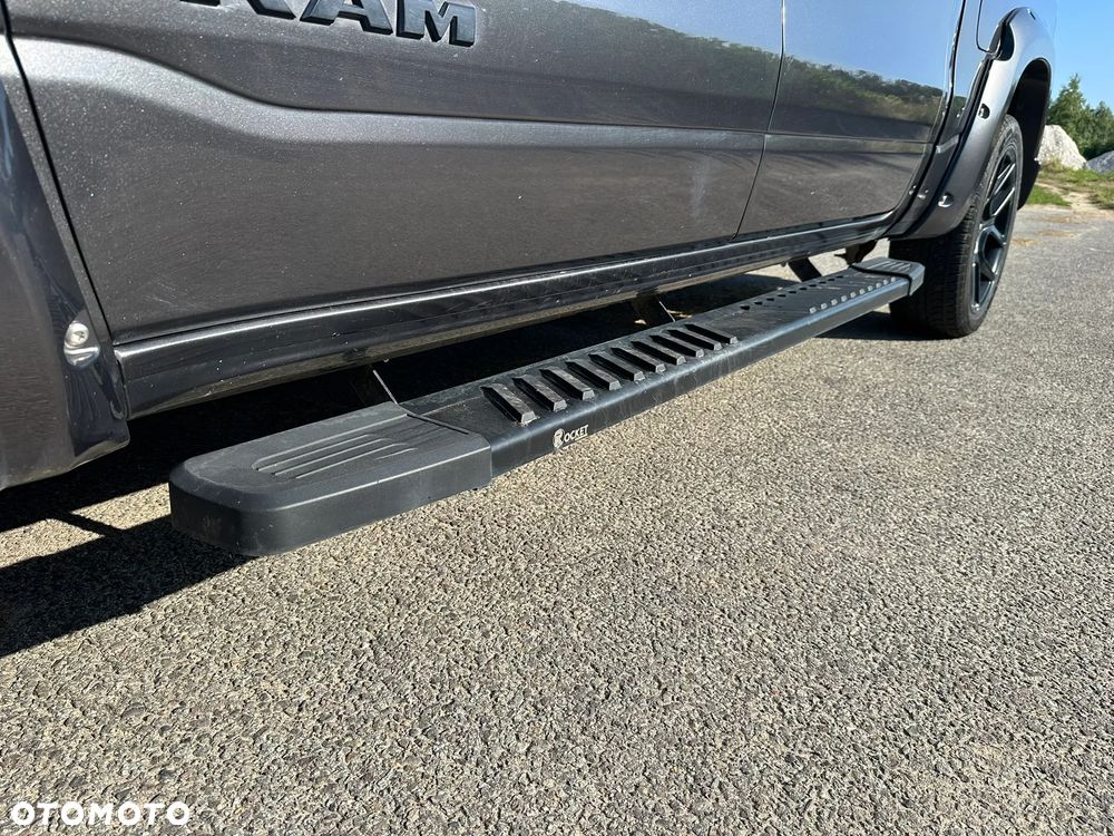 RAM 1500 5.7 Crew Cab Shortbed Laramie Sport - 19