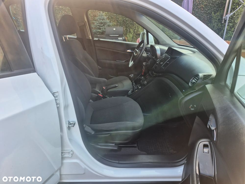 Chevrolet Orlando 1.8 LT+ - 12