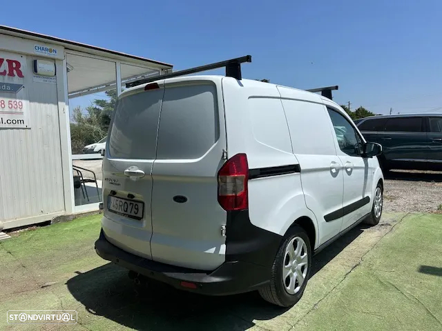 Ford TRANSIT COURIER 2 LUG. - 3
