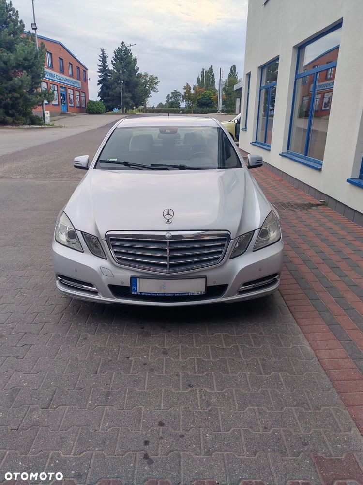 Mercedes-Benz Klasa E 200 BlueTEC 7G-TRONIC Classic - 1