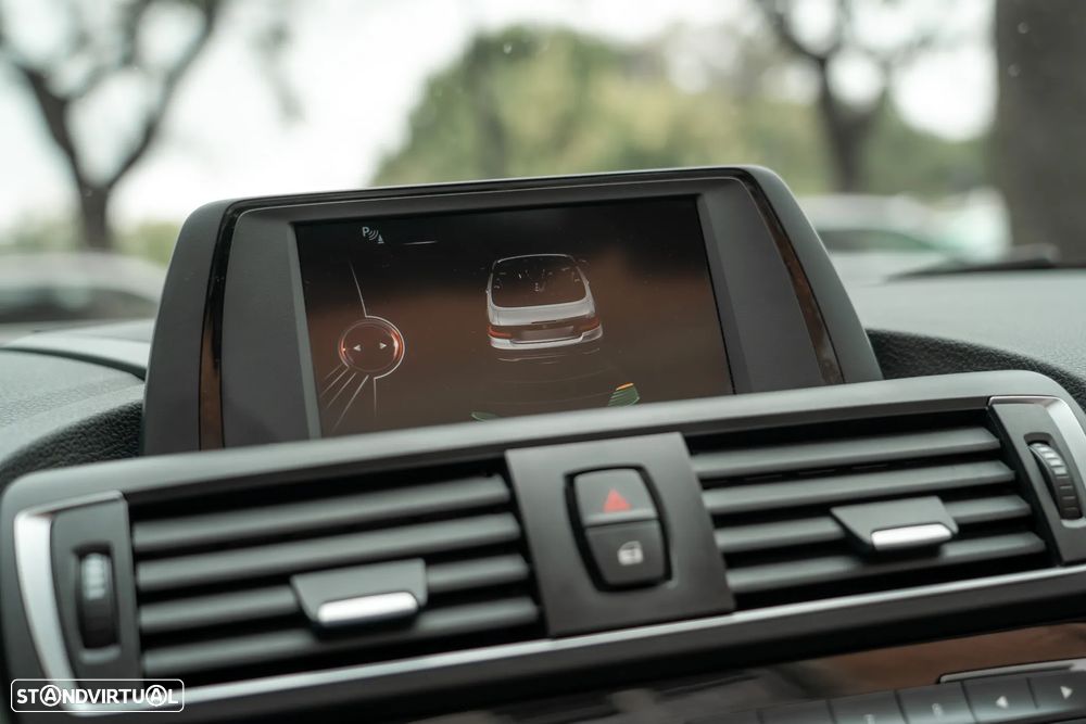 BMW 220 d Cabrio Auto - 14