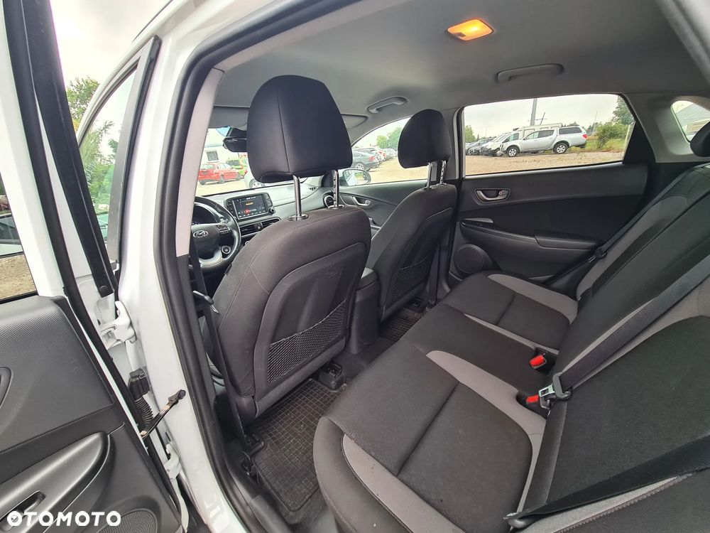 Hyundai Kona 1.6 T-GDI Style DCT - 31