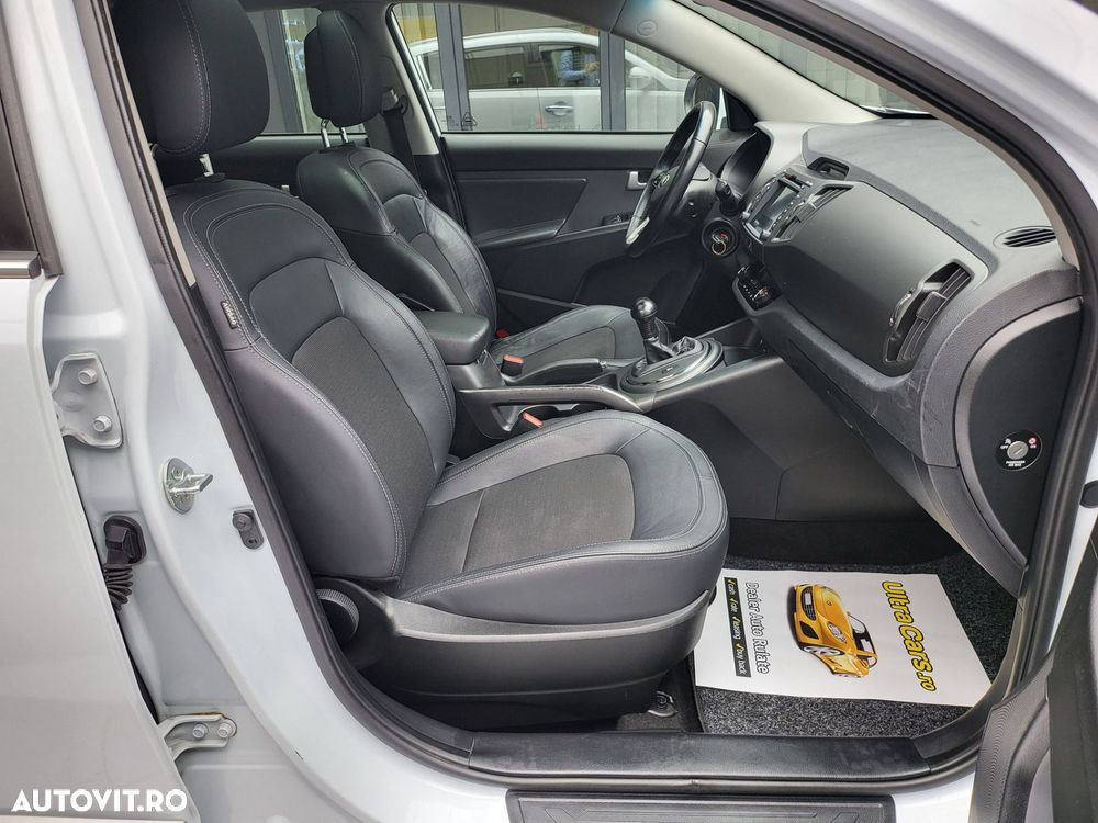 Kia Sportage - 12