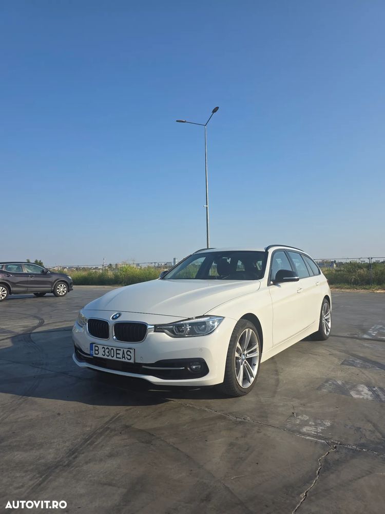 BMW Seria 3 330i xDrive AT Sport Line - 2