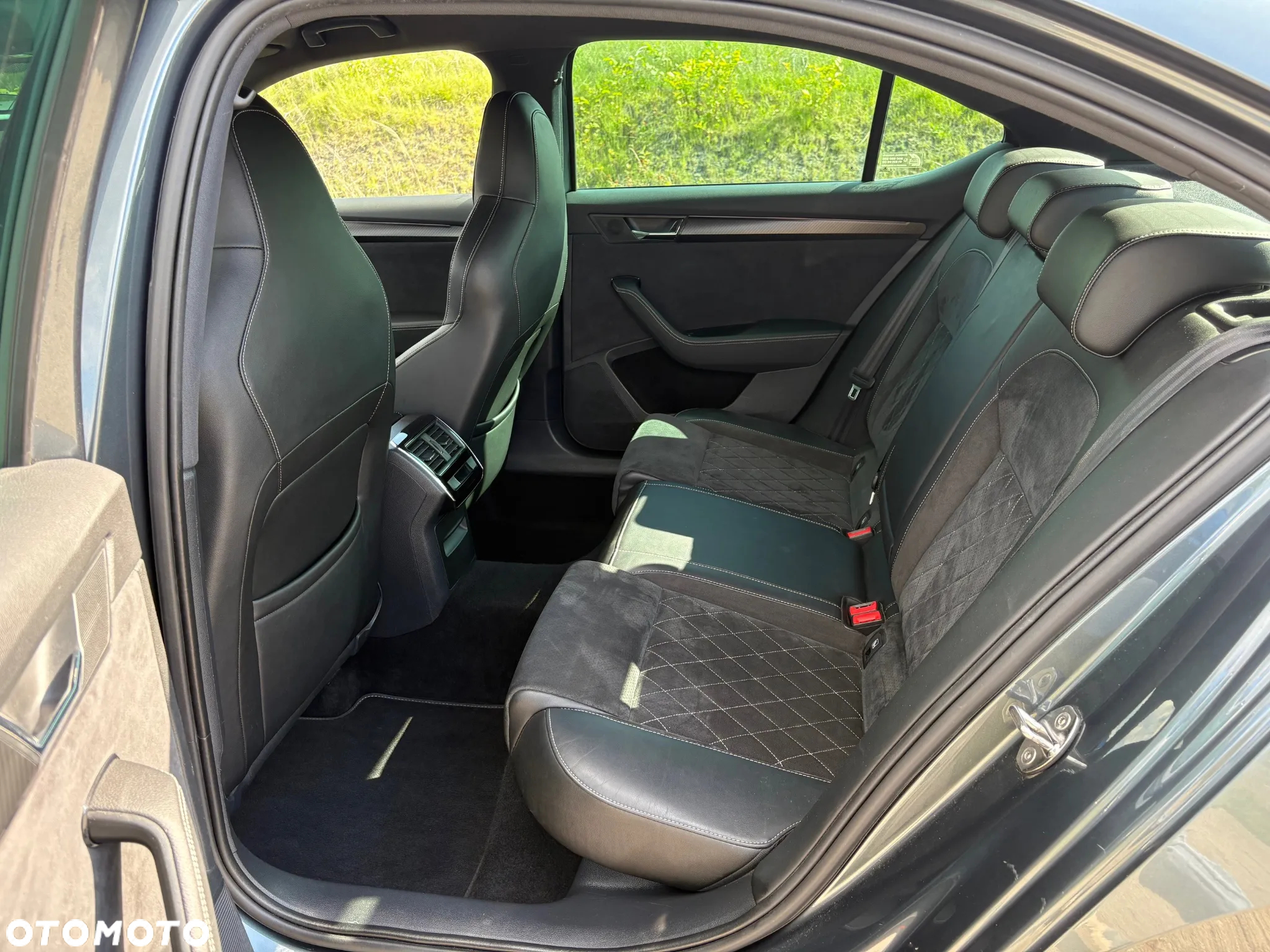 Skoda Superb 2.0 TDI 4x4 Sportline DSG - 10