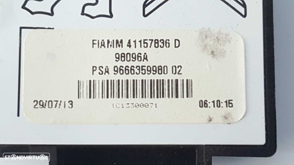 AMPLIFICADOR DE ANTENA PEUGEOT 508 BUSINESS LINE - 3