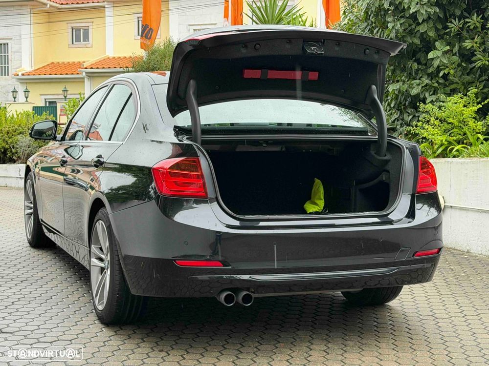 BMW 328 i Auto Line Sport - 28