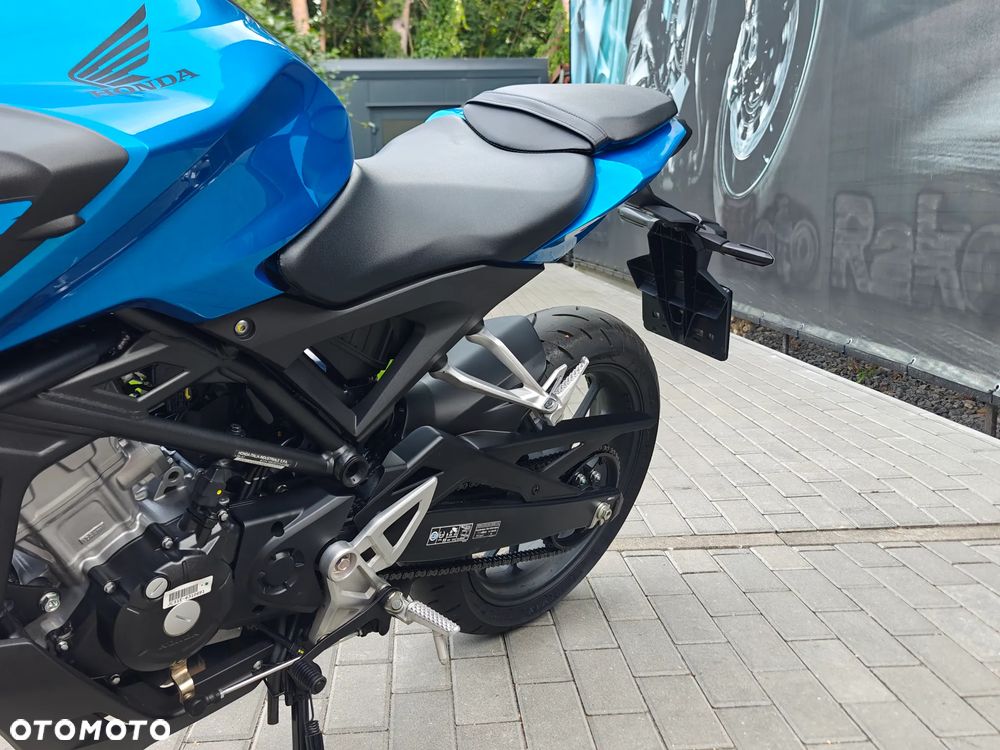 Honda CB - 2