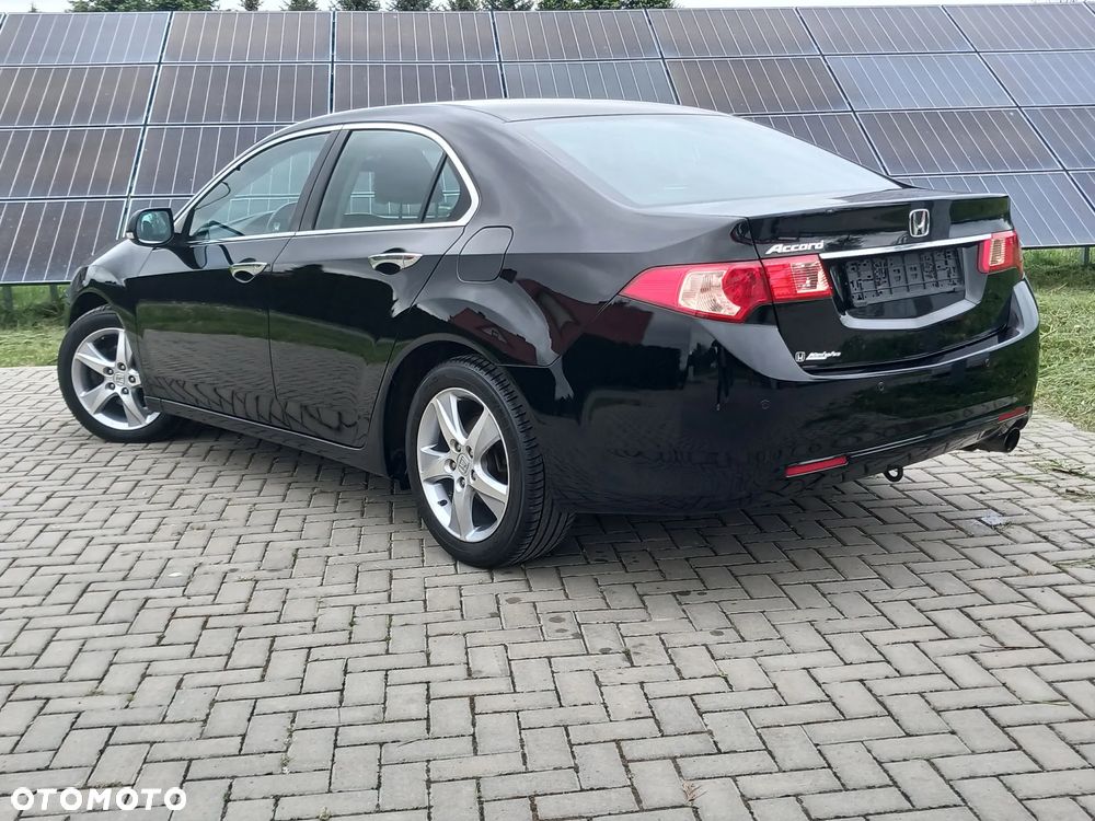 Honda Accord 2.0 Executive - 16
