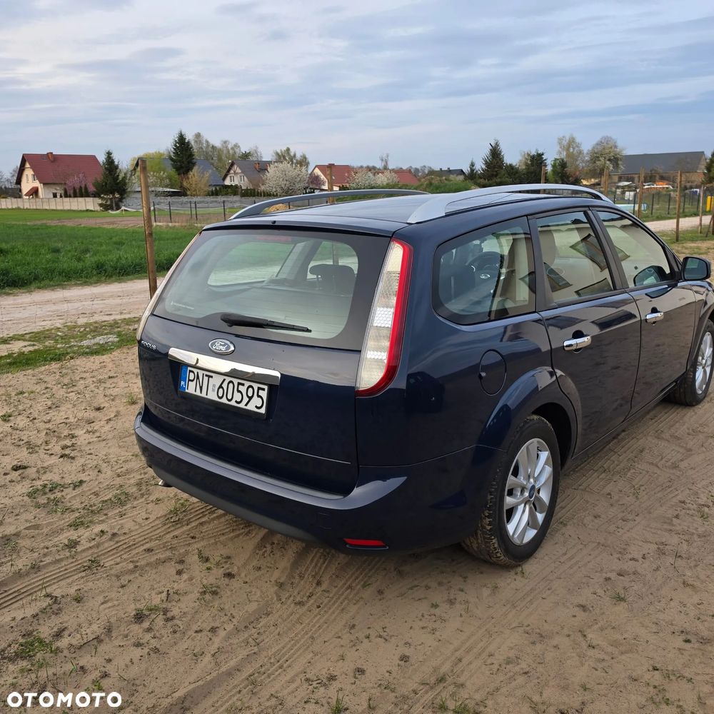 Ford Focus 1.6 Trend - 5