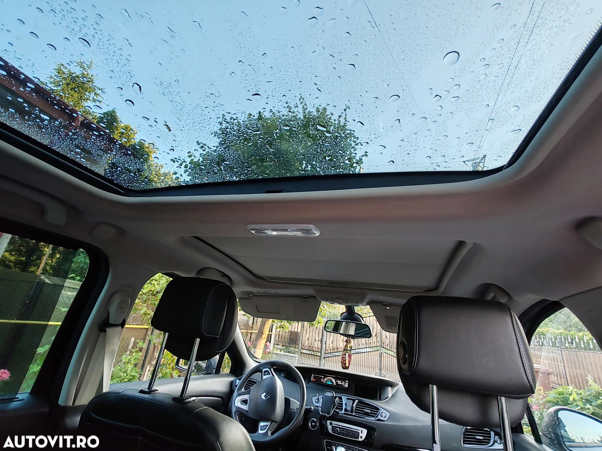 Renault Grand Scenic ENERGY dCi 110 EDC BOSE EDITION - 27