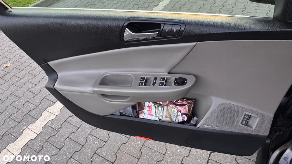 Volkswagen Passat 2.0 TDI Highline DSG - 18