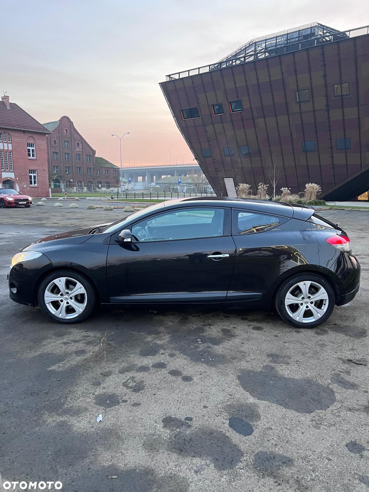 Renault Megane 1.4 16V TCE Dynamique - 8