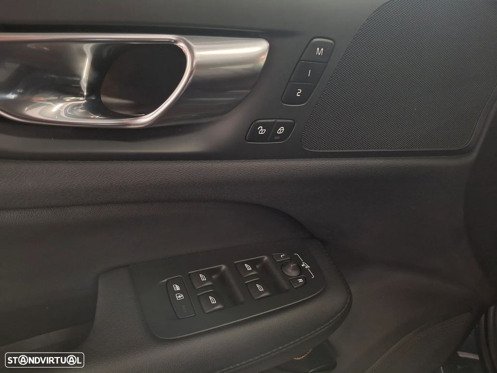 Volvo V60 2.0 T6 AWD TE Plus Bright - 14