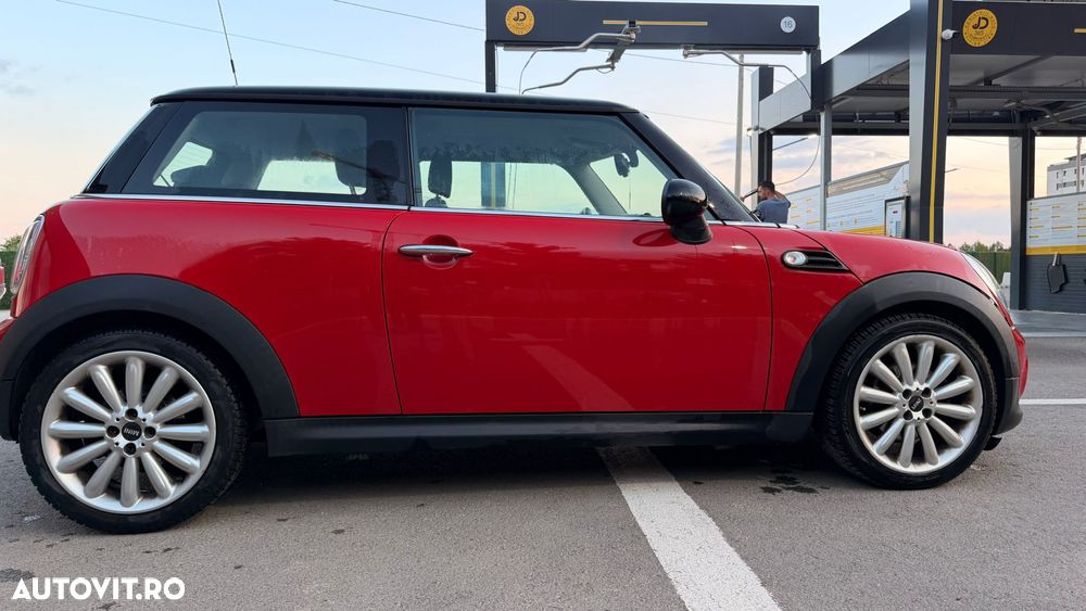Mini Cooper AT6 - 3