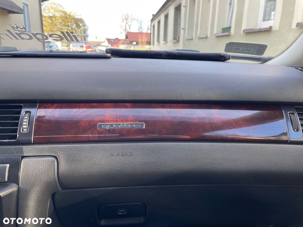 Audi A6 Limousine 2.5 TDI Quattro Tiptr - 10
