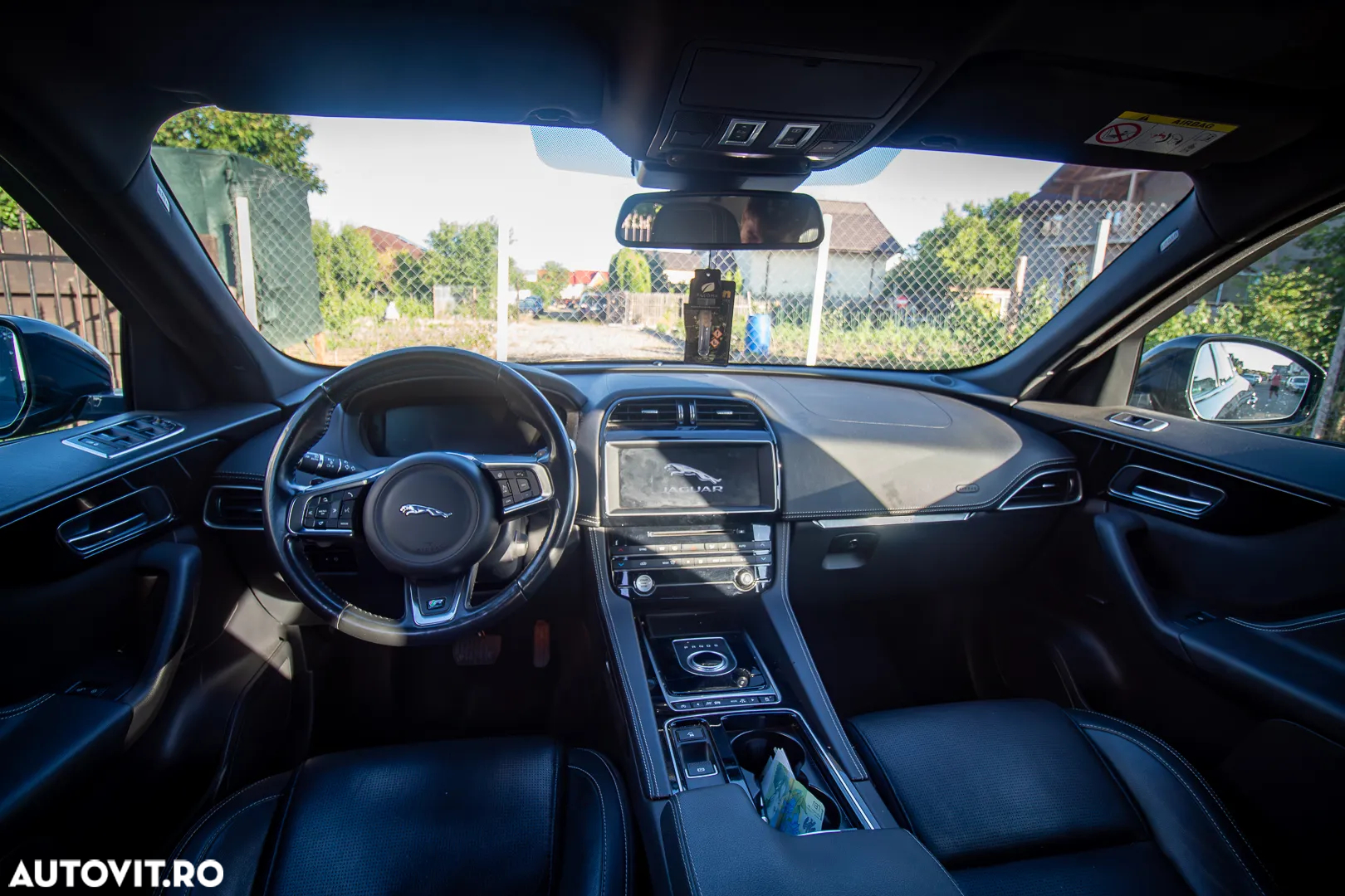 Jaguar F-Pace 20d AWD Aut. R-Sport - 30