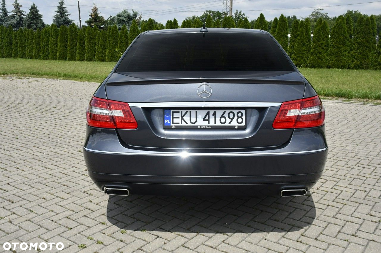 Mercedes-Benz Klasa E - 12