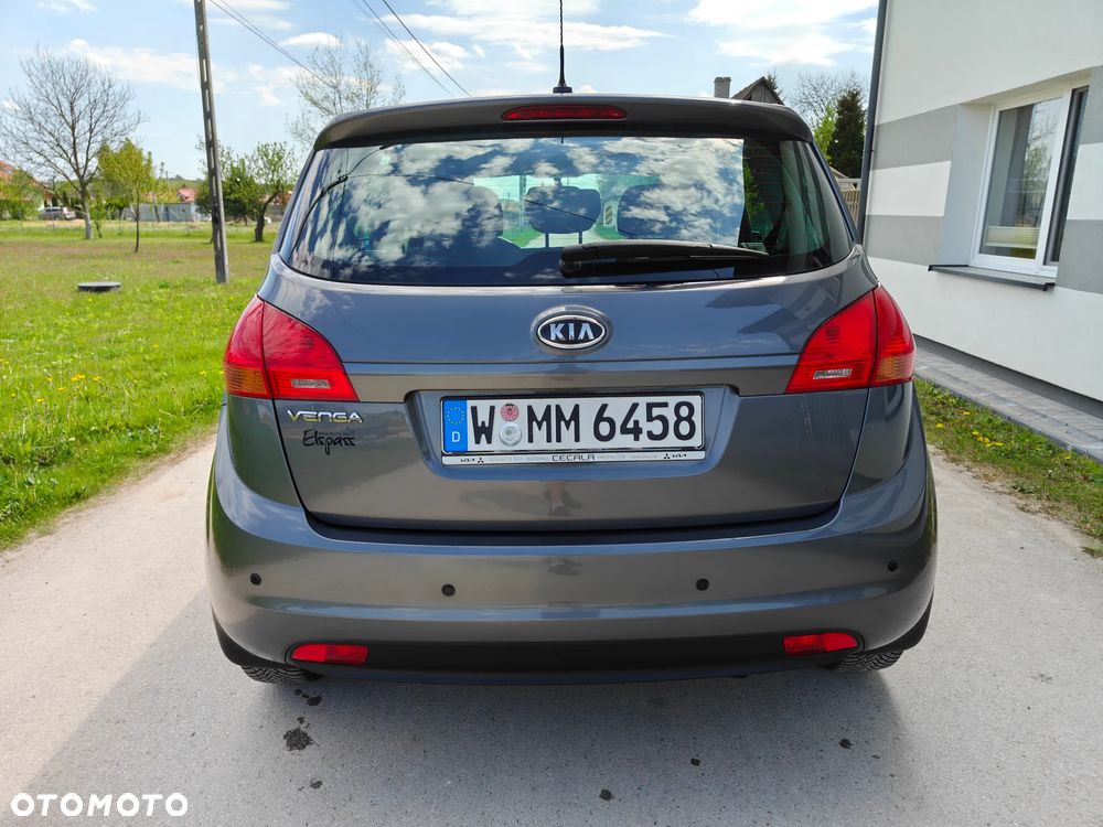 Kia Venga 1.4 CVVT Fifa World Cup Edition - 13