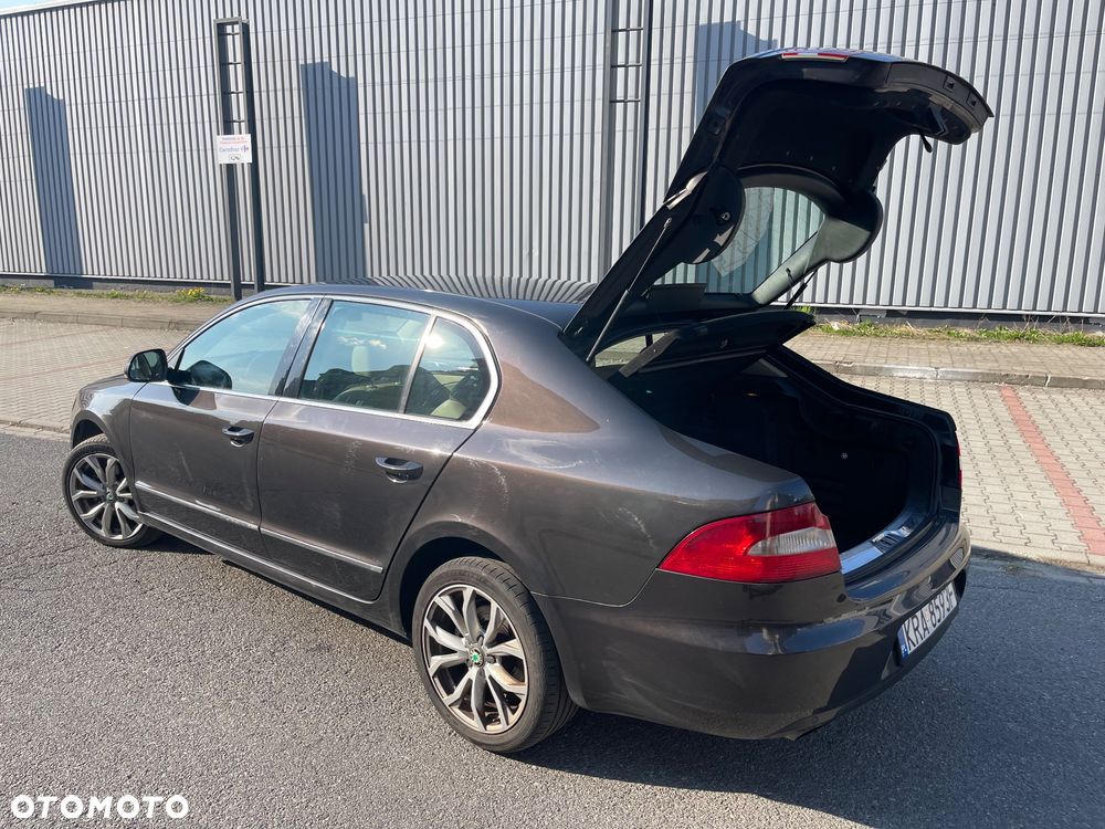 Skoda Superb 2.0 TDI Comfort - 5