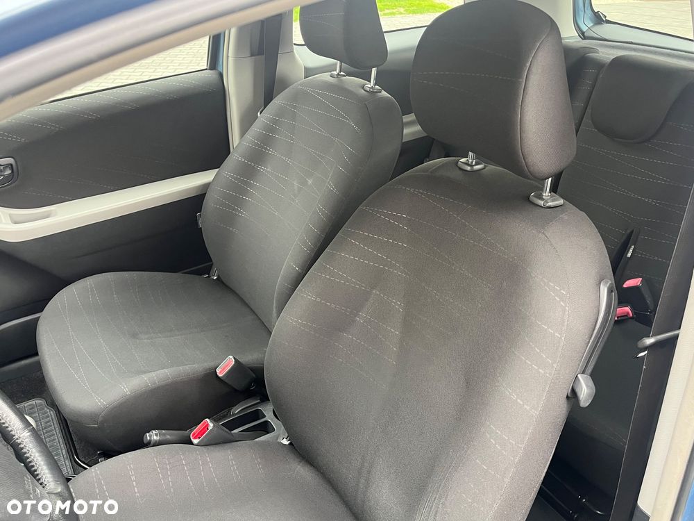 Toyota Yaris 1.0 Luna - 12