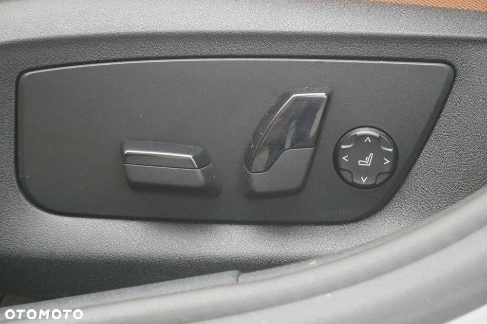 BMW Seria 5 - 33