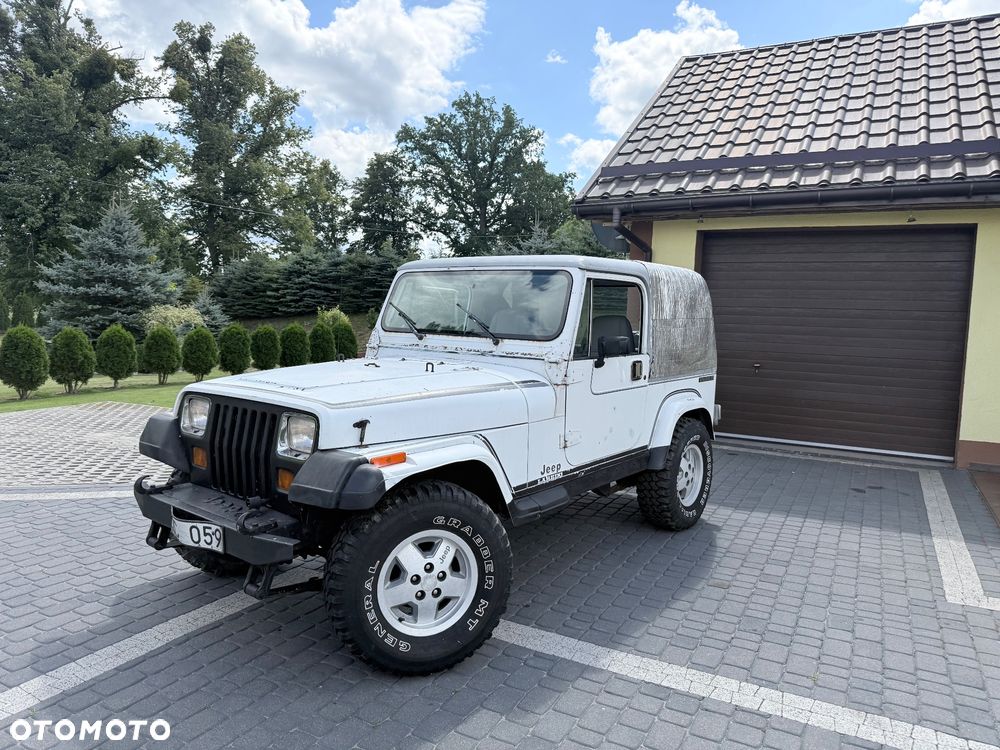 Jeep Wrangler - 5