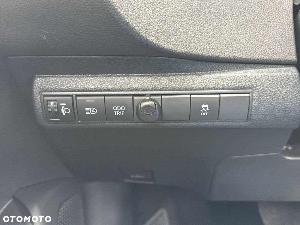 Toyota Corolla 1.8 Hybrid Comfort - 16