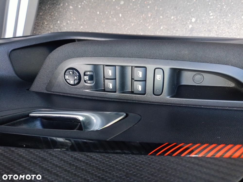 Peugeot 208 PureTech 75 Active Pack - 18