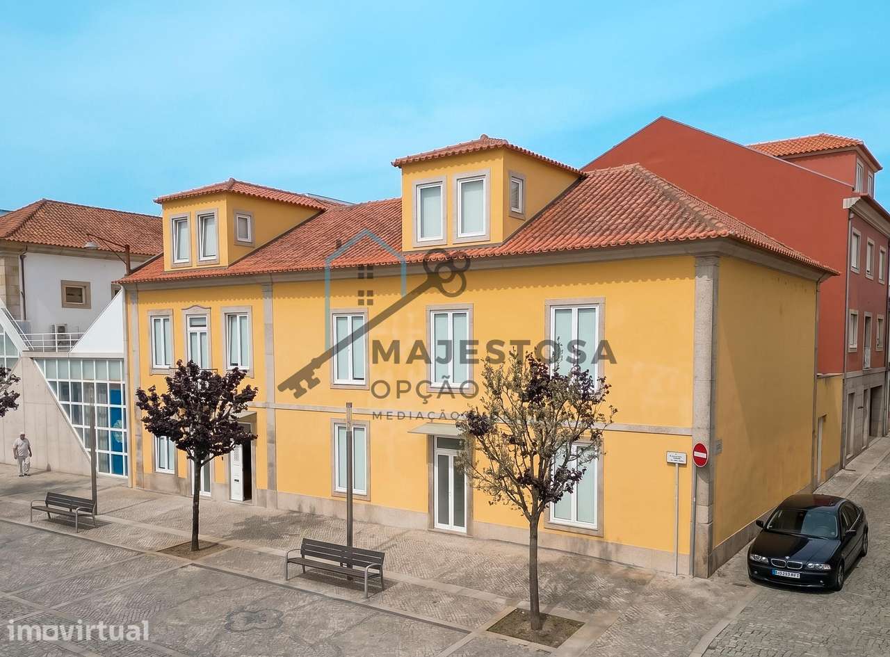Moradia Exclusiva — Praça Almada, Póvoa de Varzim - Grande imagem: 2/48