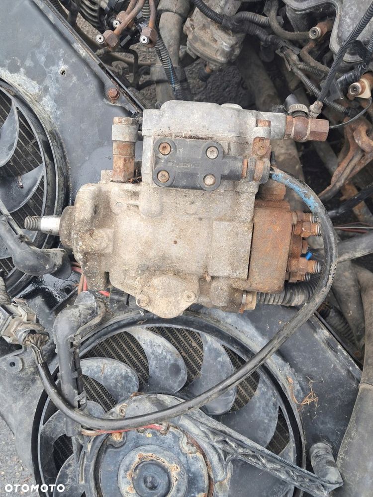 Pompa wtryskowa paliwa VW Transporter T4 LT 2.5 TDI 0460415996 074130107N - 2