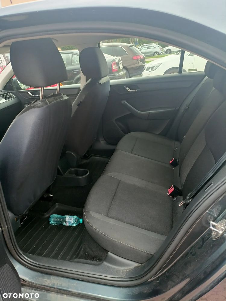 Skoda RAPID 1.2 Active Max - 11