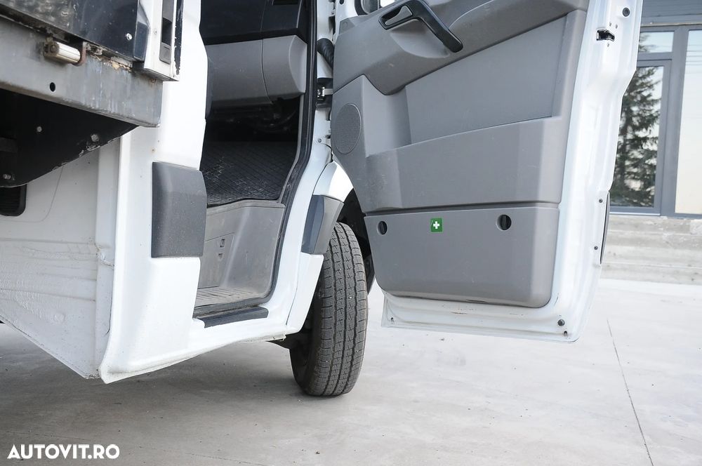 Mercedes-Benz Sprinter - 15