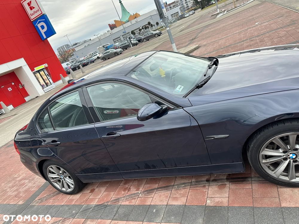 BMW Seria 3 330xd - 4