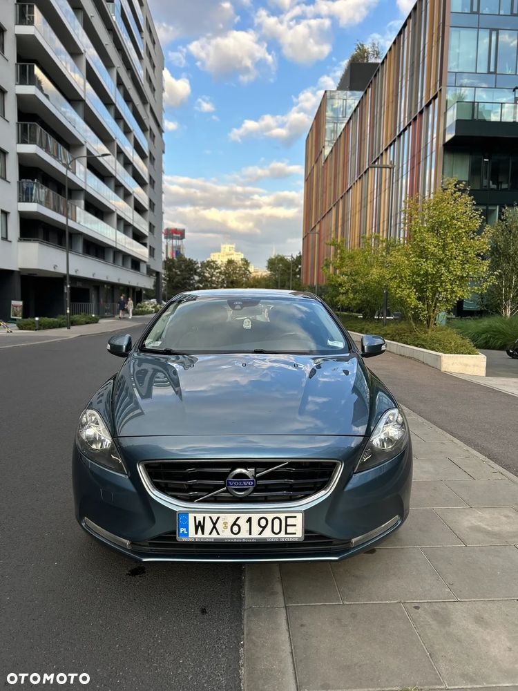 Volvo V40 - 2