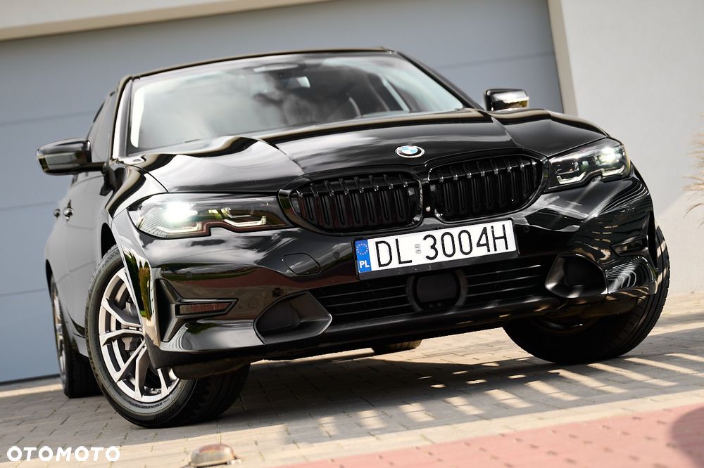 BMW Seria 3 330e Sport Line sport - 1