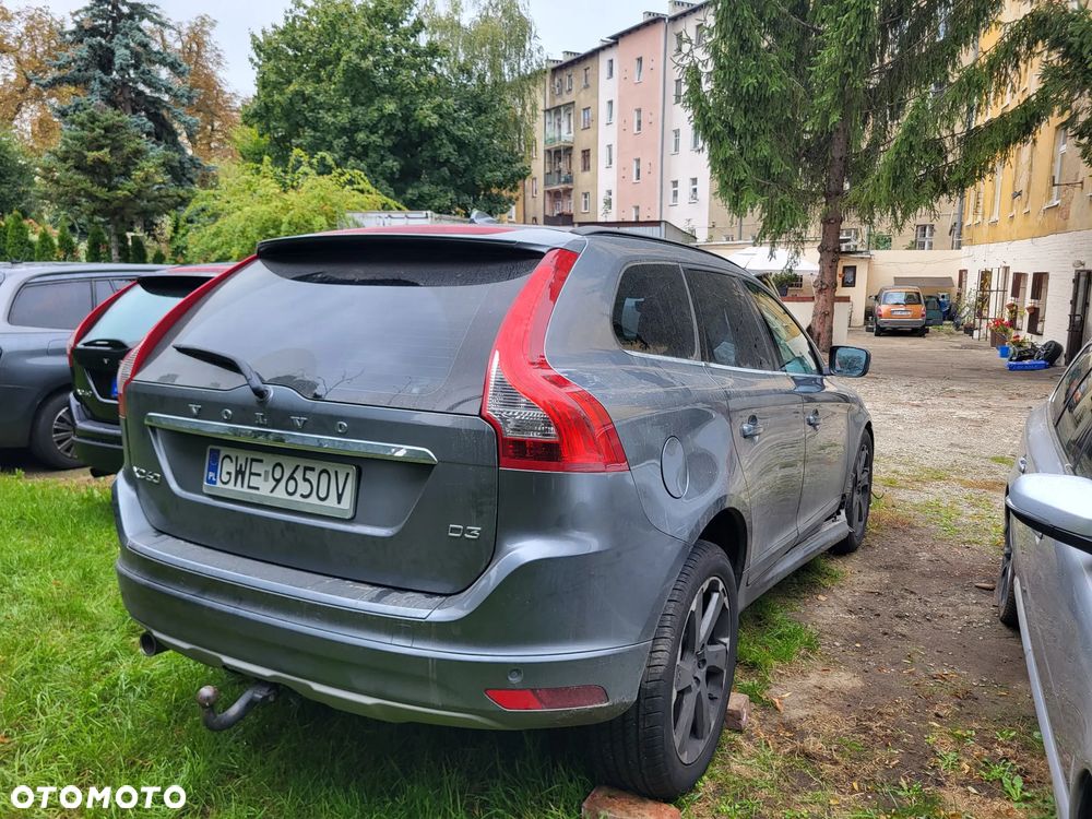 Volvo XC 60 D3 Drive-E Momentum - 4