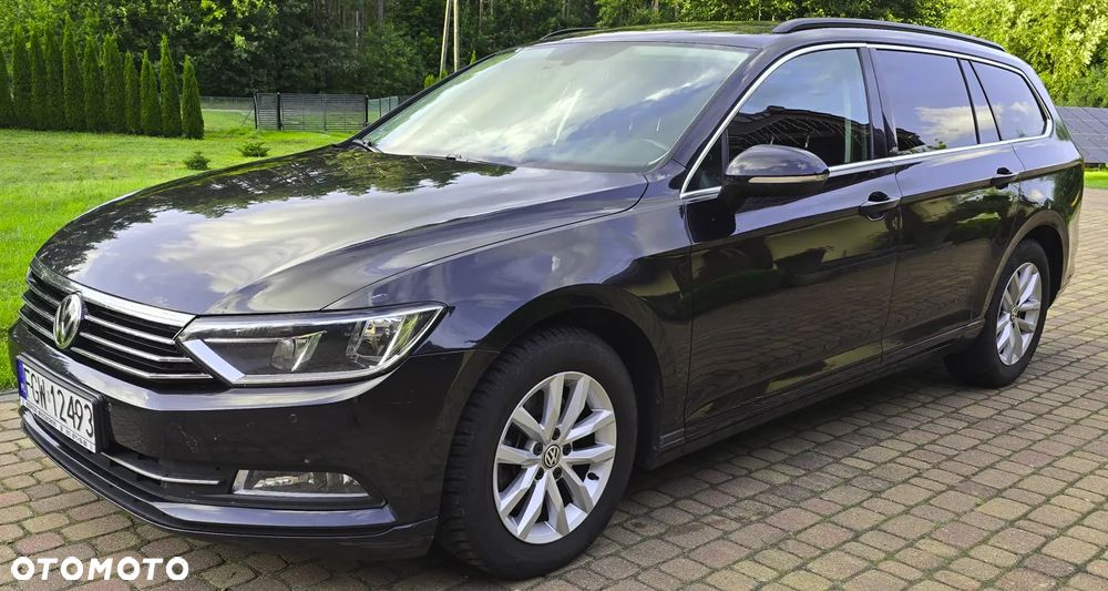 Volkswagen Passat - 2