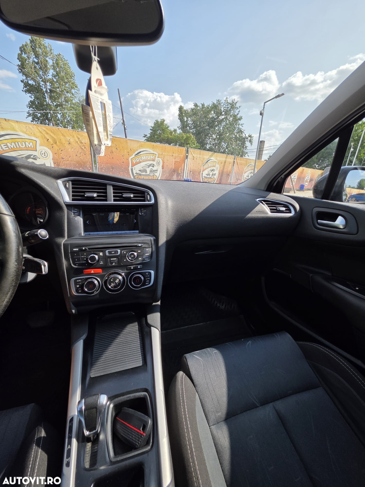 Citroën C4 1.6 e-HDi FAP Exclusive - 16