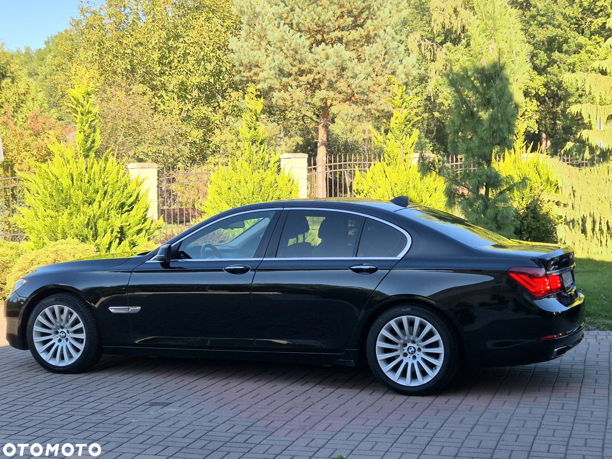 BMW Seria 7 740d xDrive - 10